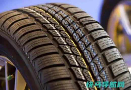 一个轮胎跟其他三个不一样必须换吗？轮胎装的时候怎么看正反